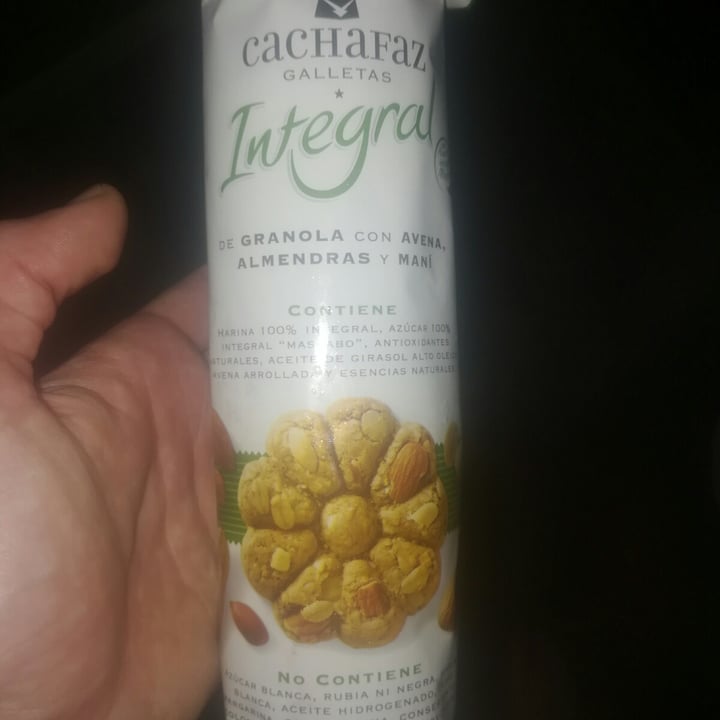 photo of Cachafaz Galletas Integral de Granola con Avena, Almendra y Mani shared by @davischenko on  23 Oct 2020 - review