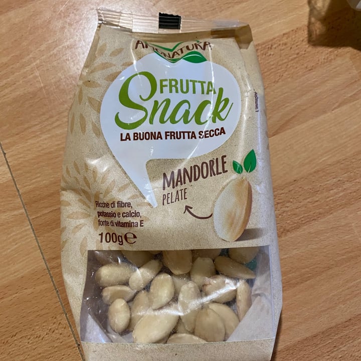 review photo of Amonatura Frutta snack mandorle pelate shared by @loredana70 on 21 Apr 2021 - review