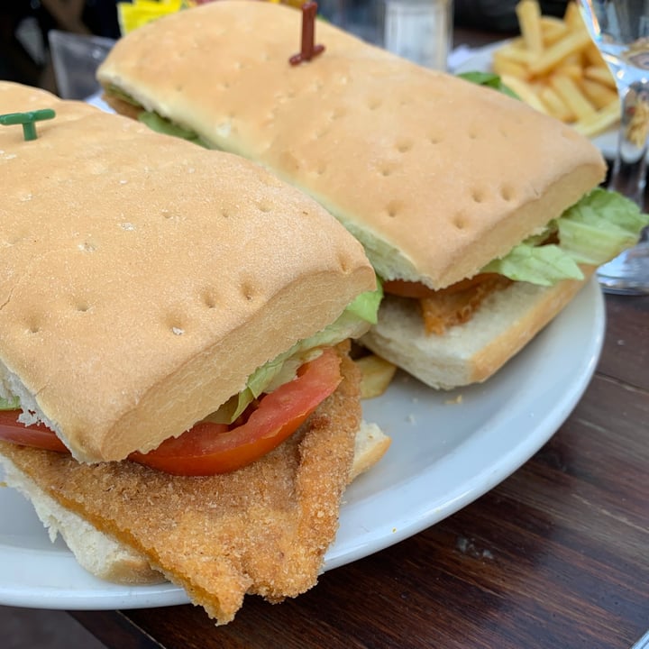 review photo of Dolce Vita Sanguche Milanesa De Seitan shared by @hippysunflower on 20 Jul 2021 - review