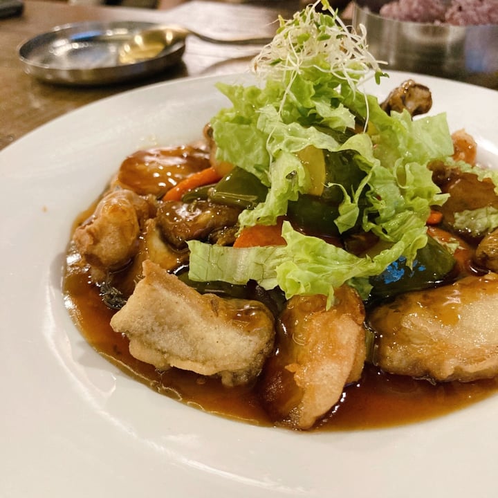 photo of Daehwa Vegetarian Tangsuyuk 탕수육 shared by @kathedrals on  12 May 2021 - review
