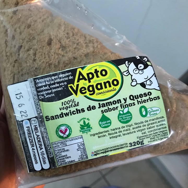 photo of Apto Vegano Consciente Sándwich de Miga de Jamón Y Queso Sabor Finas Hierbas shared by @valexika on  17 Jun 2022 - review