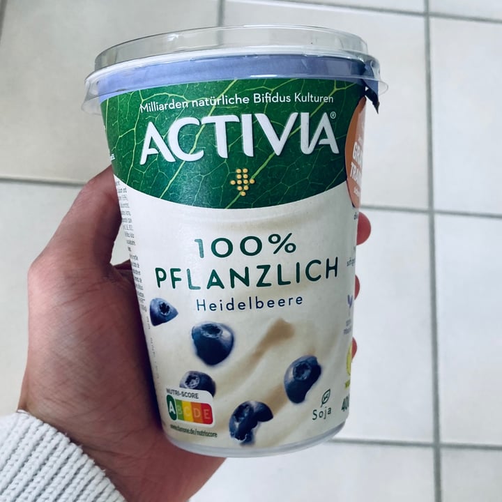 photo of Activia 100% Pflanzlich Heidelbeere shared by @josephineh on  10 Sep 2021 - review