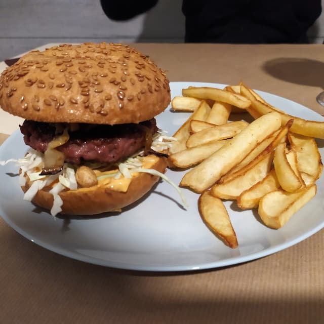 Foto do prato “Hamburguesa Thai”