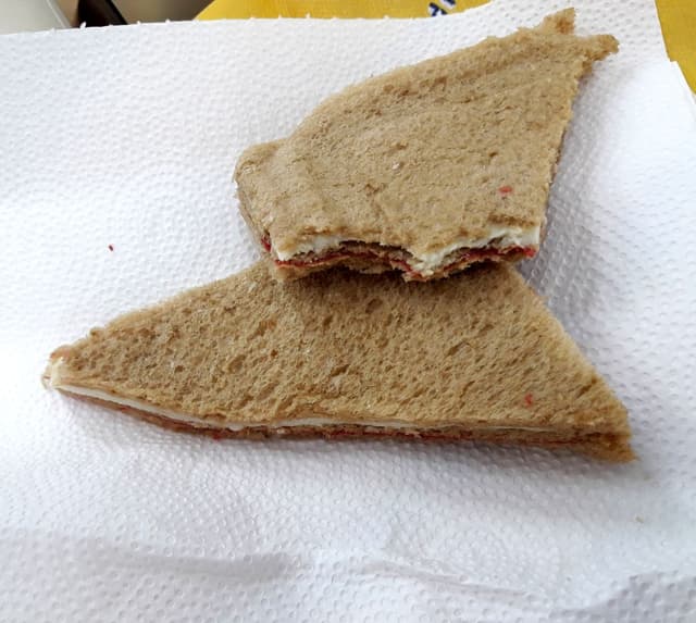Foto del plato “Sandwichitos de Miga”