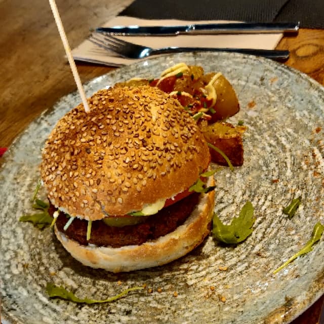 菜肴“Burger Amarre 69”的照片