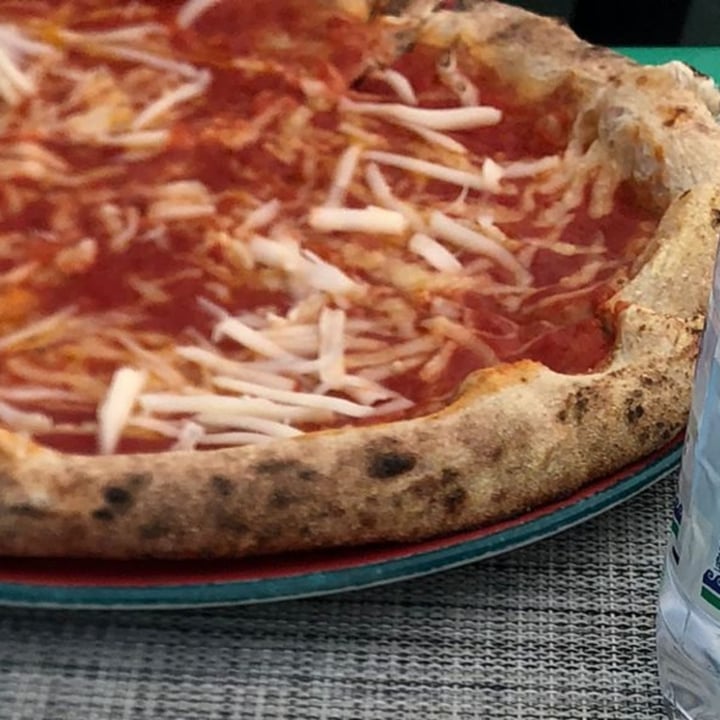 photo of Piperita - Vomero Pizza Margherita Vegan shared by @irisev2 on  27 Nov 2021 - review