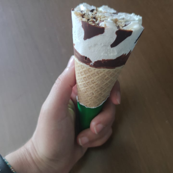 photo of Fior di Natura 4 coni gelato soia shared by @verooh on  26 Jul 2022 - review
