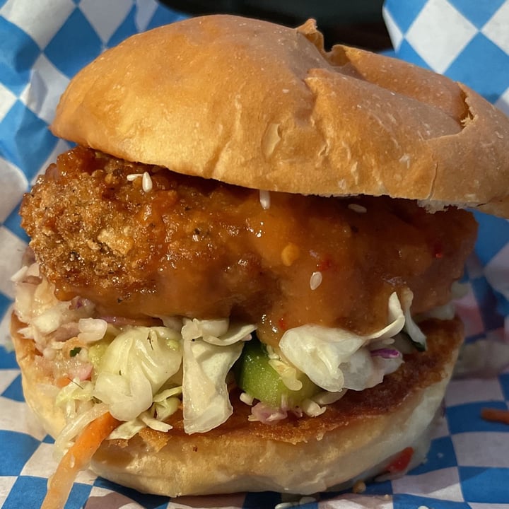 photo of Thunderbird Bar Sweet Chili Chik'n Sliders shared by @herbivoracious on  02 Mar 2022 - review