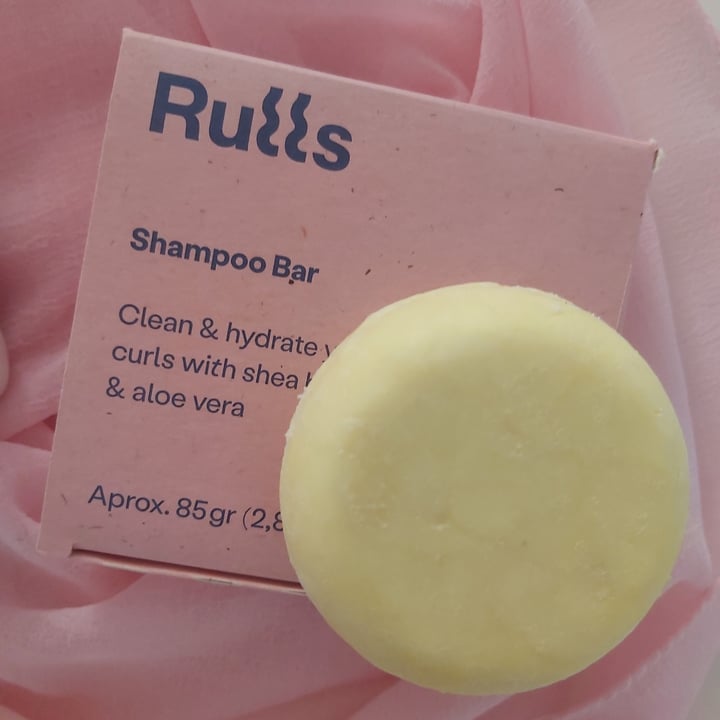 photo of Rulls Moisturizer Curl Cream shared by @veronicarc78 on  25 Jun 2022 - review