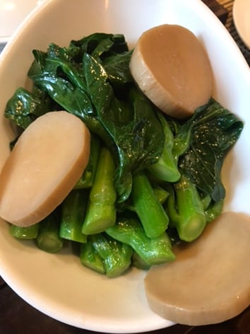 photo of LockCha Tea House 樂茶軒茶藝館 Scalded Baby Flowering Cabbage with King Oyster Mushroom shared by @kaylabear on  02 May 2019 - review