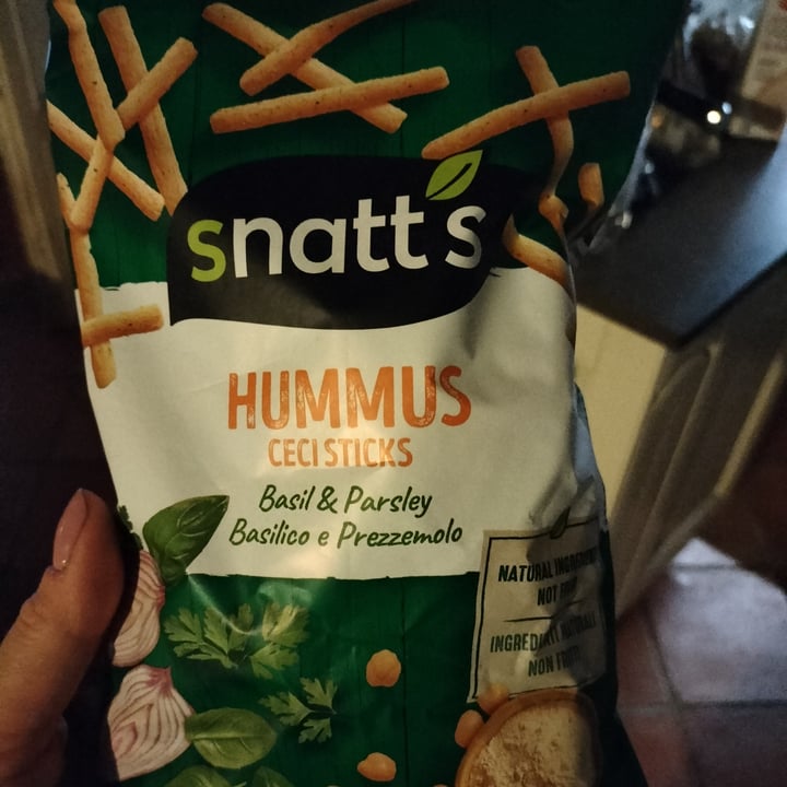 photo of snatt’s Hummus ceci sticks basil & parsley shared by @raffa70s70 on  06 Oct 2021 - review