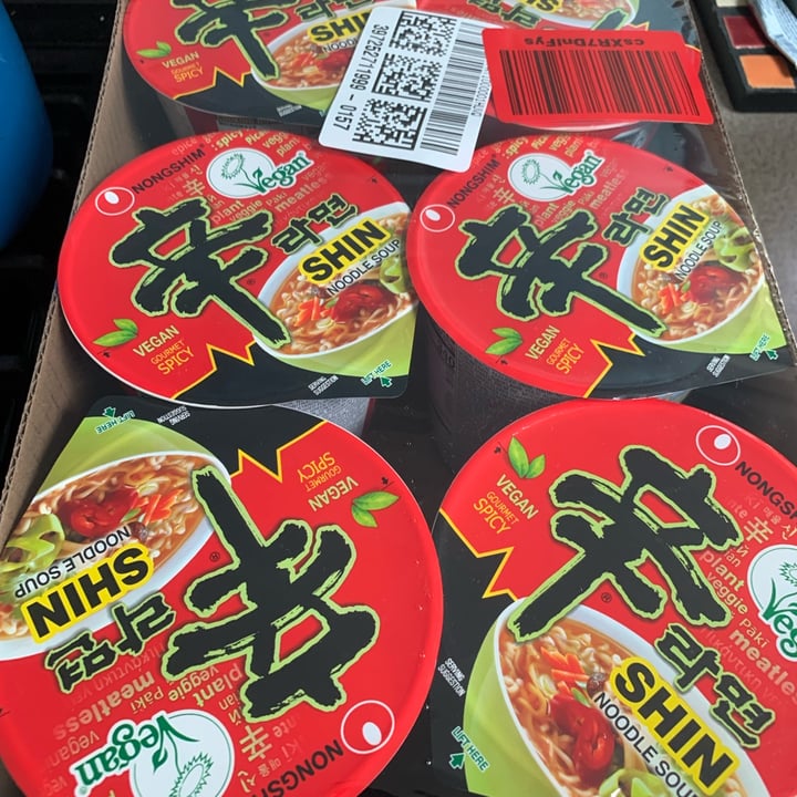 photo of NONGSHIM (농심) Gourmet spicy shin ramyun noodle shared by @allhess on  09 Sep 2022 - review