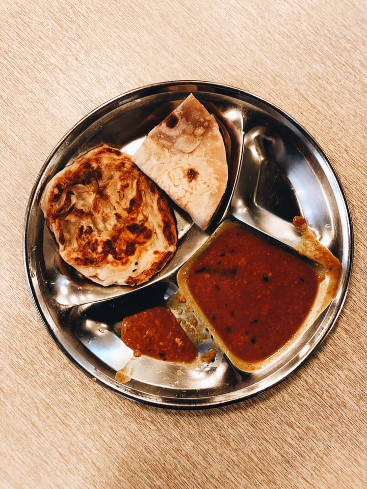 photo of Flavours @ UTown (Foodclique) Indian Stall - Veg Prata shared by @consciouscookieee on  16 Apr 2019 - review
