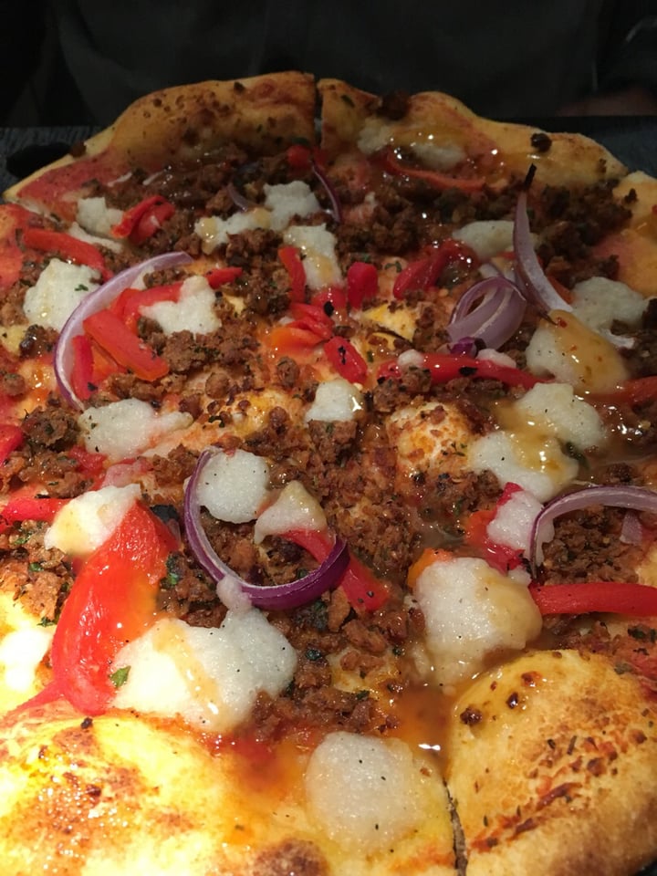 photo of Virtuous Pie Sweet Pepper And Sausage Pizza shared by @maggie on  08 Feb 2020 - review