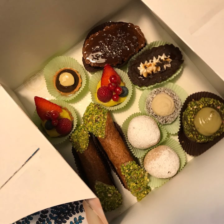 photo of Leccornie Pasticcini shared by @carmelau on  17 Apr 2021 - review