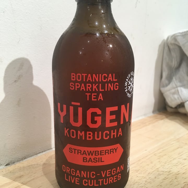review photo of Yūgen kombucha straberry basil shared by @bess on 04 Oct 2022 - review