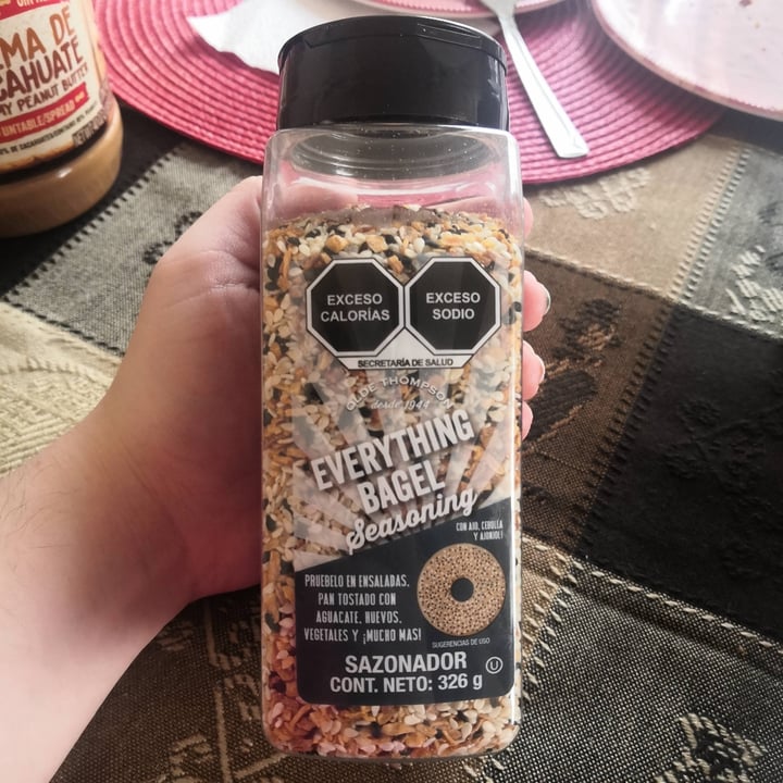 photo of Everything bagel seasoning Bagel Seasoning shared by @haidicamarena on  22 Jul 2021 - review