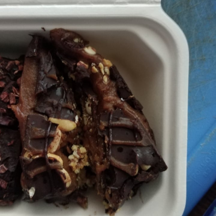 photo of Wildsprout Snickers cake shared by @laurenbettyd on  17 Aug 2022 - review