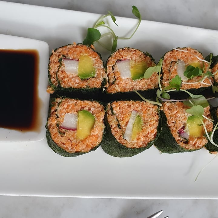 photo of Makeout Colombia Roll nori picante muy rico #juliana shared by @lassveglove on  27 Oct 2020 - review