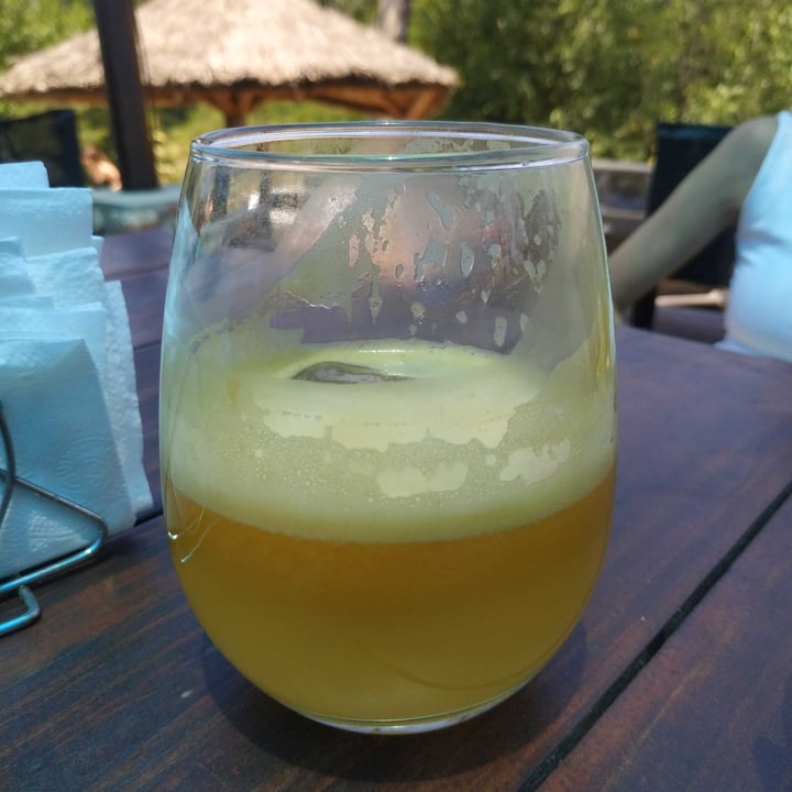 review photo of Bar Puentes Amarillos Jugo De Maracuyá shared by @maca1991 on 09 Jan 2022 - review
