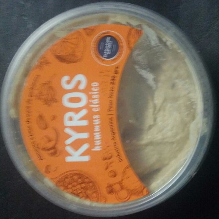 photo of Kyros Hummus clásico shared by @valentincuida on  19 Aug 2020 - review