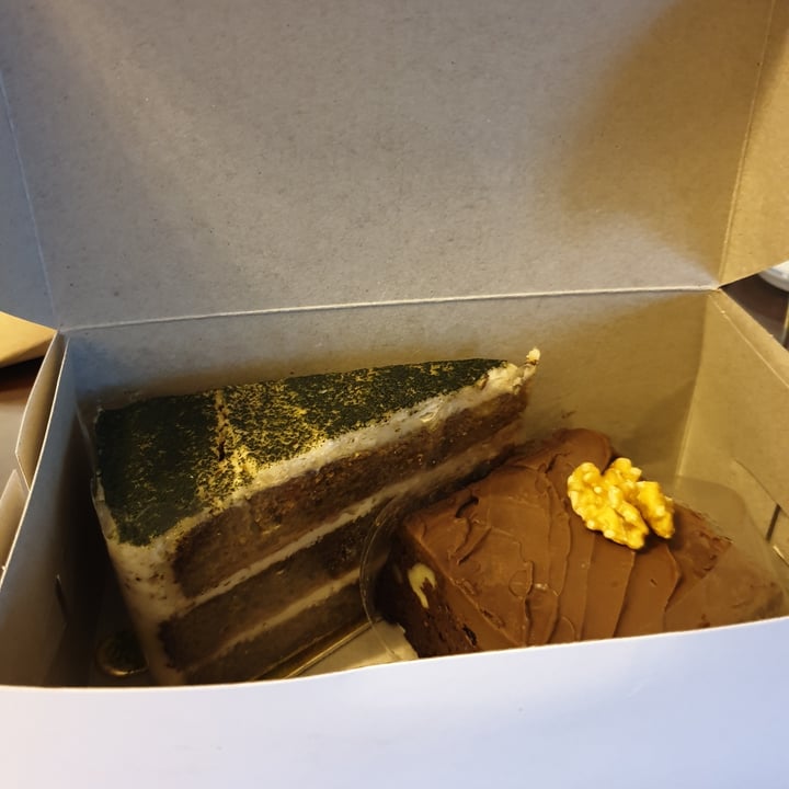 photo of Kind Kones Matcha Chestnut Cake shared by @hermainesay on  17 Dec 2020 - review