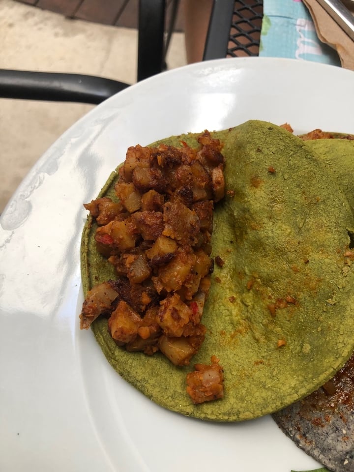 photo of LA SENDA Taco de papas con chorizo de garbanzo shared by @aletora on  02 Jan 2020 - review