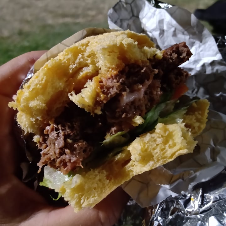 photo of Ronnie Burgers Not Ronnie shared by @daniconstelacion on  25 Feb 2021 - review