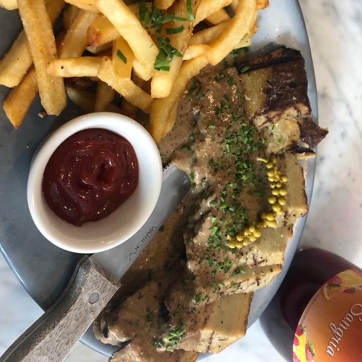 photo of Willow Vegan Bistro “Steak” Frites shared by @maryuly on  07 Jul 2021 - review