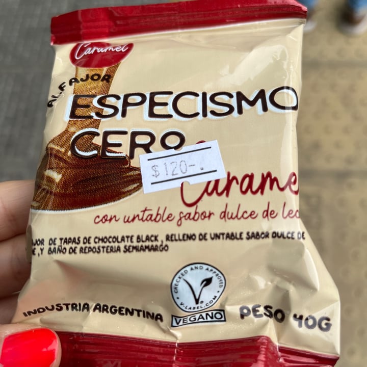 review photo of especismo cero alfajor de caramelo shared by @lauchis on 30 Sep 2022 - review