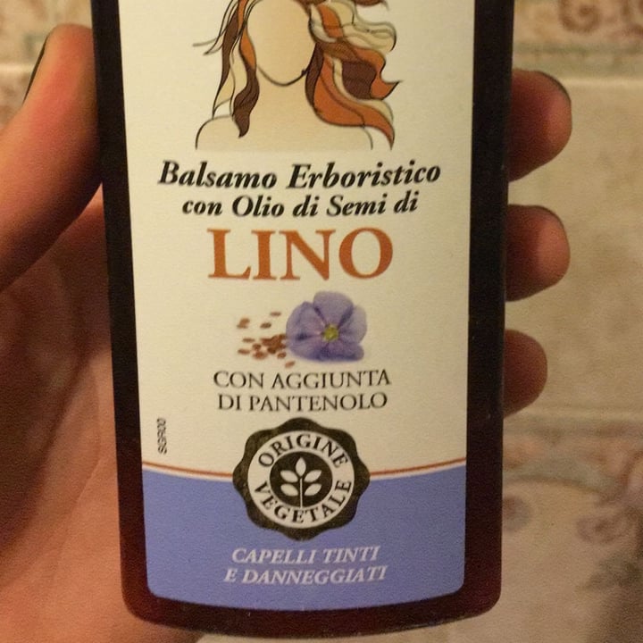 photo of I Provenzali Shampoo Erboristico Ai Semi Di Lino shared by @enrico on  25 Apr 2021 - review