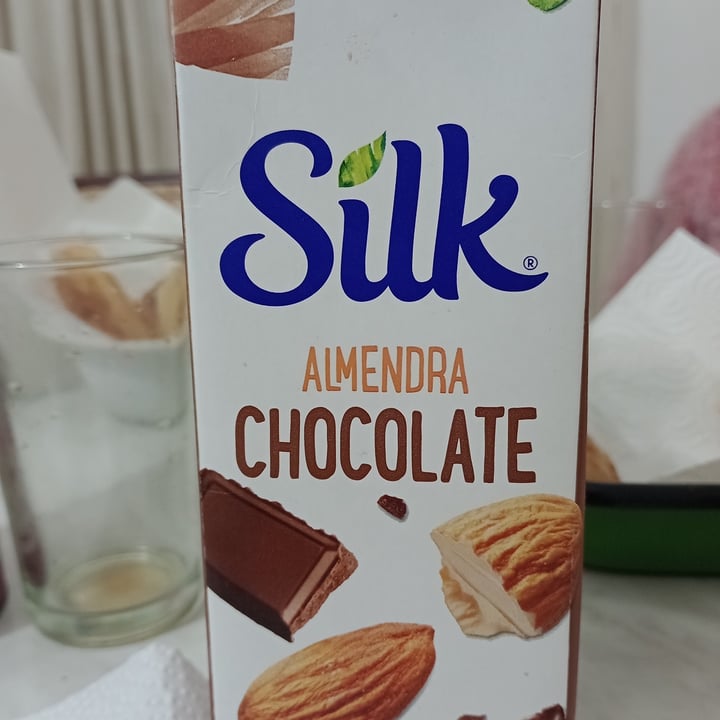 photo of Silk Alimento líquido sabor almendra chocolate shared by @dailongobucco on  18 Aug 2022 - review