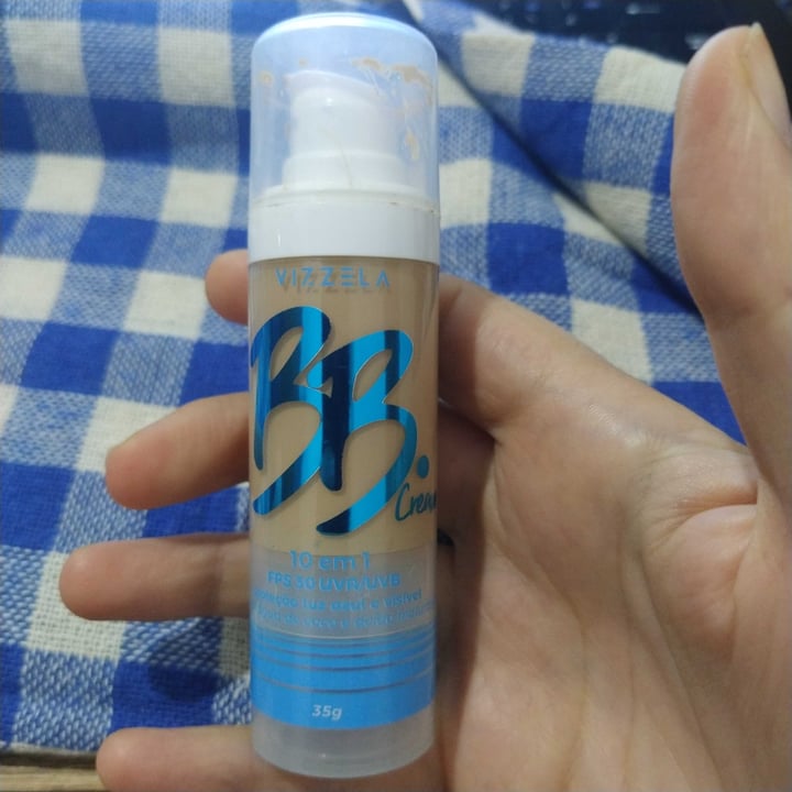 photo of Vizzela Cosméticos BB Cream shared by @malau1372 on  31 May 2021 - review