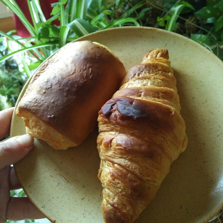 review photo of VG Pâtisserie - Pâtisserie Végétale Viennoiseries shared by @vegananas on 13 Dec 2020 - review