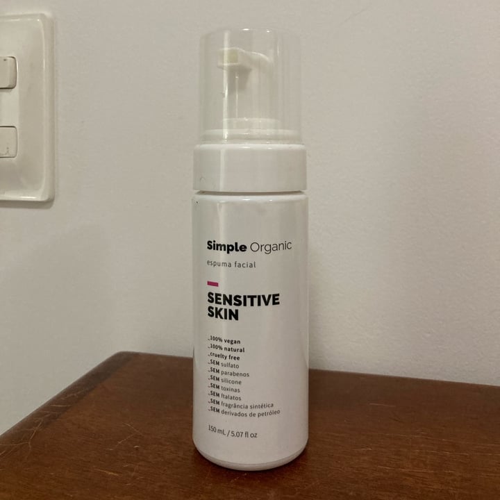 review photo of Simple Organic Espuma Facial Sensitive Skin shared by @leonardorm on 06 May 2022 - review