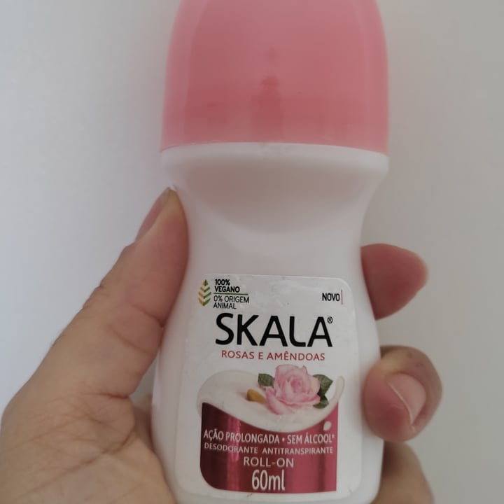 photo of Skala desodorante rosas e amêndoas shared by @paspechoto on  09 May 2022 - review