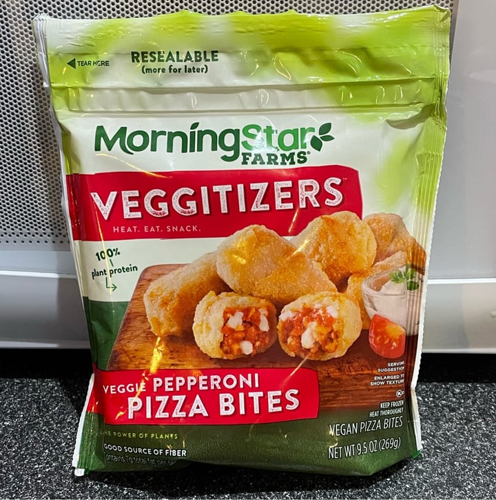 photo of MorningStar Farms Veggitizers Pizza Bites - Pepperoni shared by @shmoopsify on  02 Dec 2021 - review