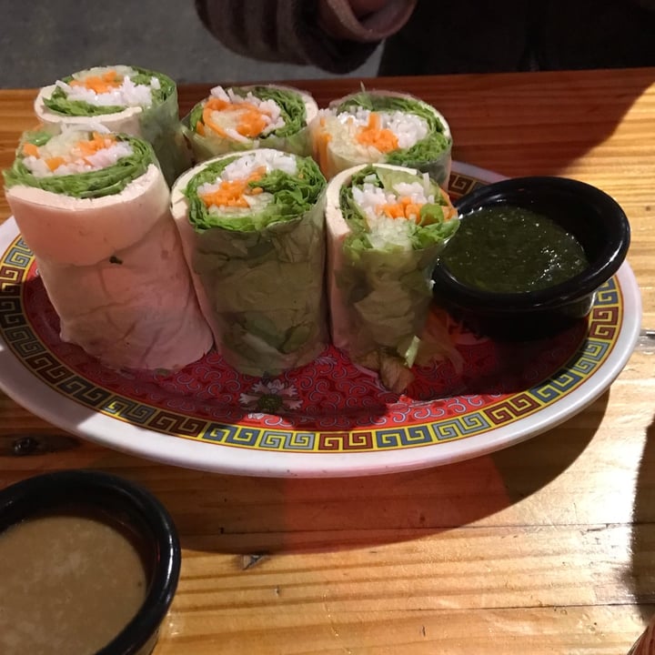 photo of Saigón Noodle Bar San Telmo Spring rolls shared by @chocoamargo on  15 Jul 2022 - review