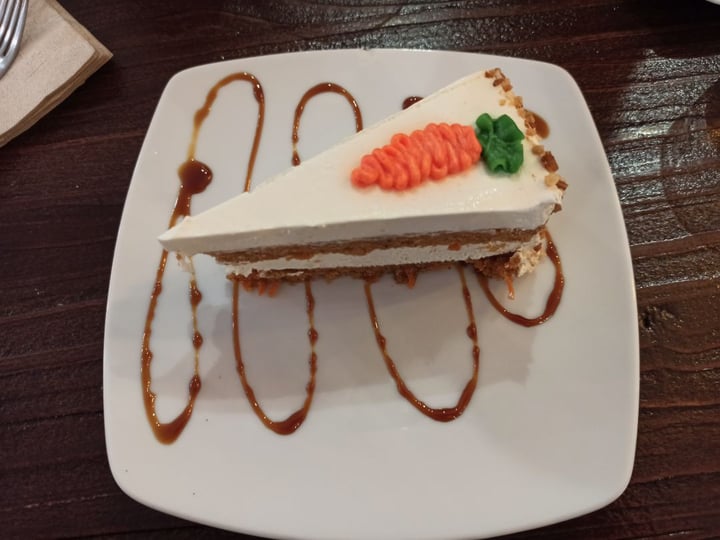 photo of Freedom Cakes Carrot cake shared by @veggienning on  23 Feb 2020 - review