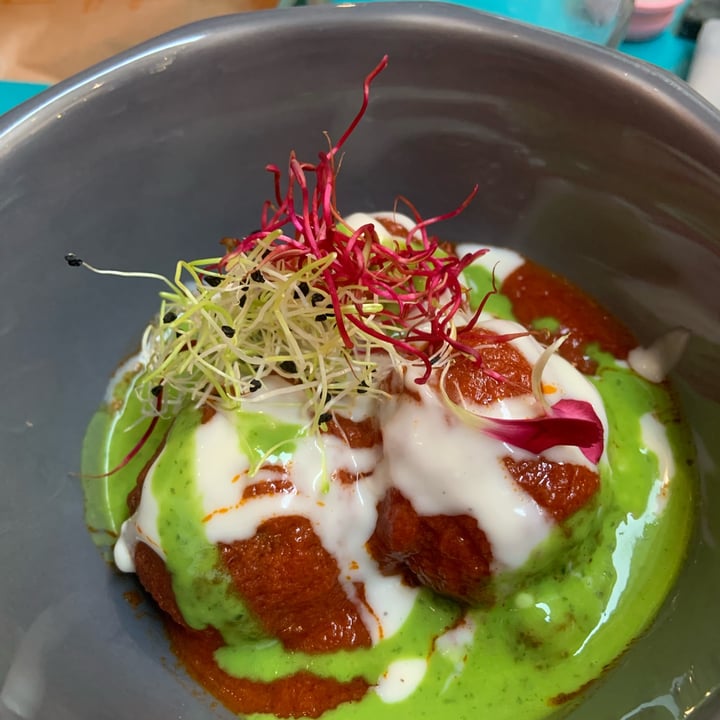 review photo of Cavoli Nostri polpette Con Seitan E Legumi shared by @peronaveg on 02 Dec 2022 - review