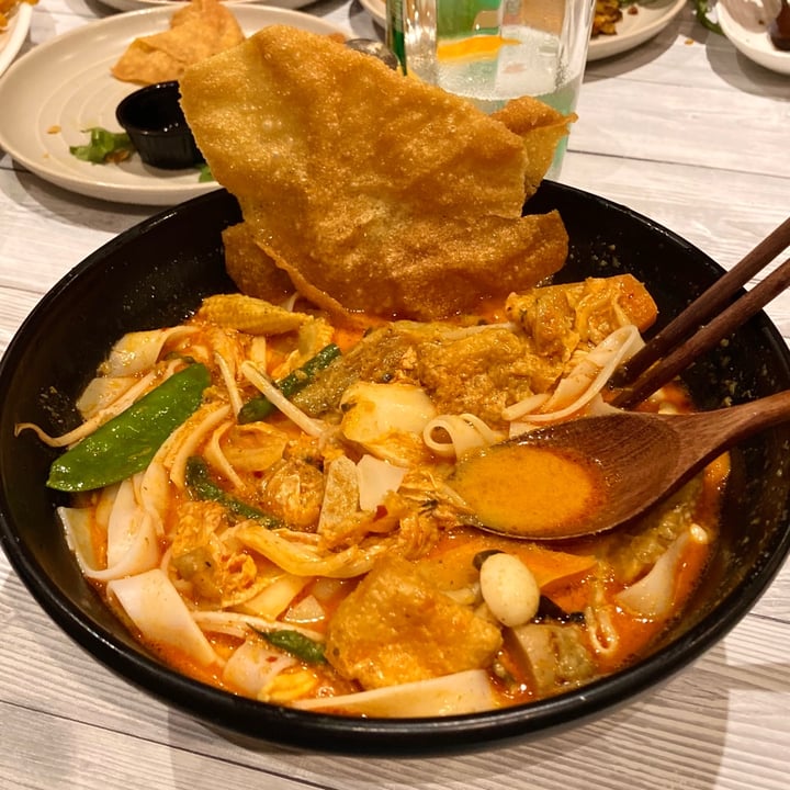 photo of Puti Vegan Cafe Curry Laksa shared by @katelouisepowell on  21 Aug 2021 - review