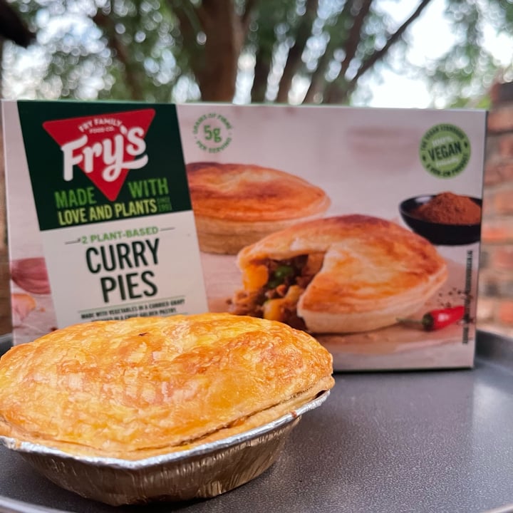 photo of Fry's Family Food 2 Curry Pies shared by @jeanne-marie on  03 Dec 2022 - review