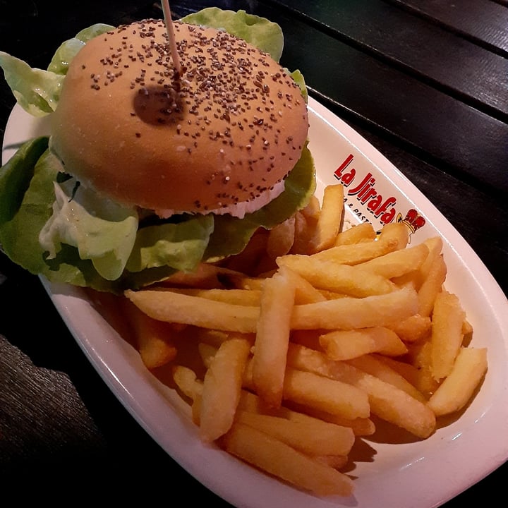 review photo of La Jirafa Burger Hamburguesa de quinua shared by @mmmore1 on 09 Feb 2021 - review
