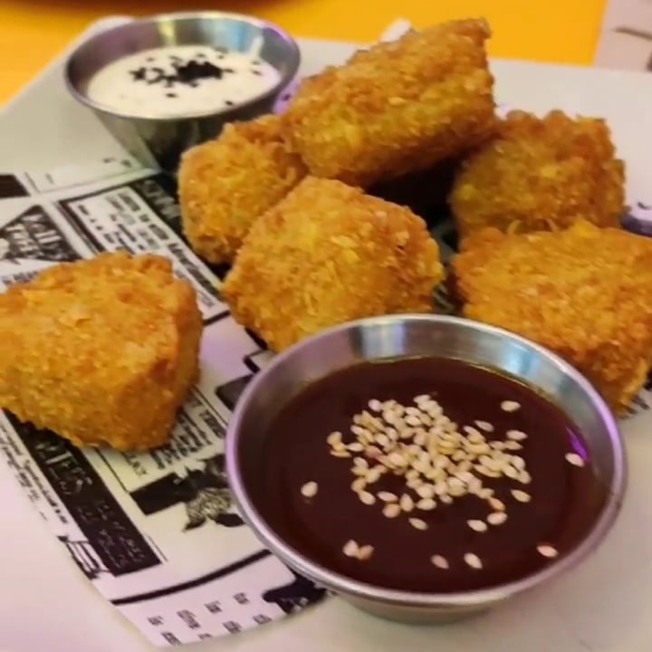 photo of Freedom Cakes Chick'n Nuggets shared by @ramseier on  21 Oct 2022 - review