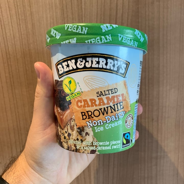 photo of Ben & Jerry's Salted caramel brownie non dairy shared by @raphavegan on  29 Aug 2022 - review