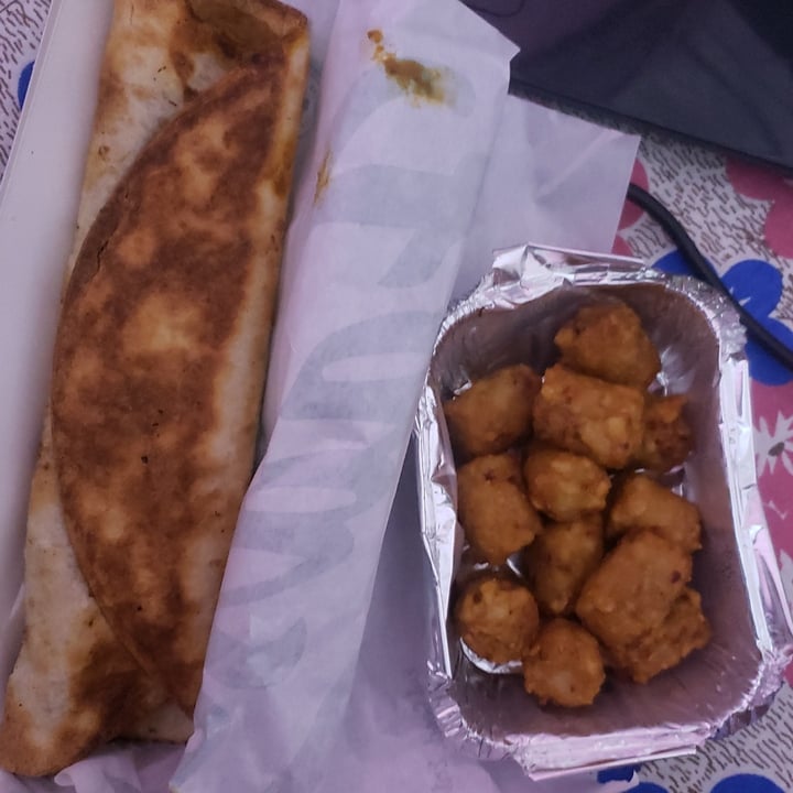 photo of Faasos Rohini Potato tots and chhole wrap shared by @nehazecca on  24 Dec 2021 - review