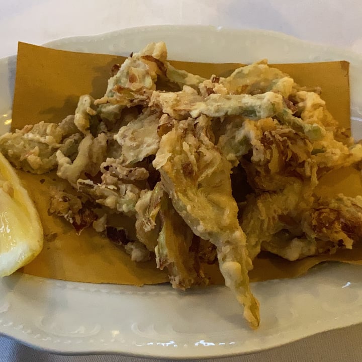 photo of Sfizi di Mare carciofi fritti shared by @saragau on  09 Jul 2022 - review