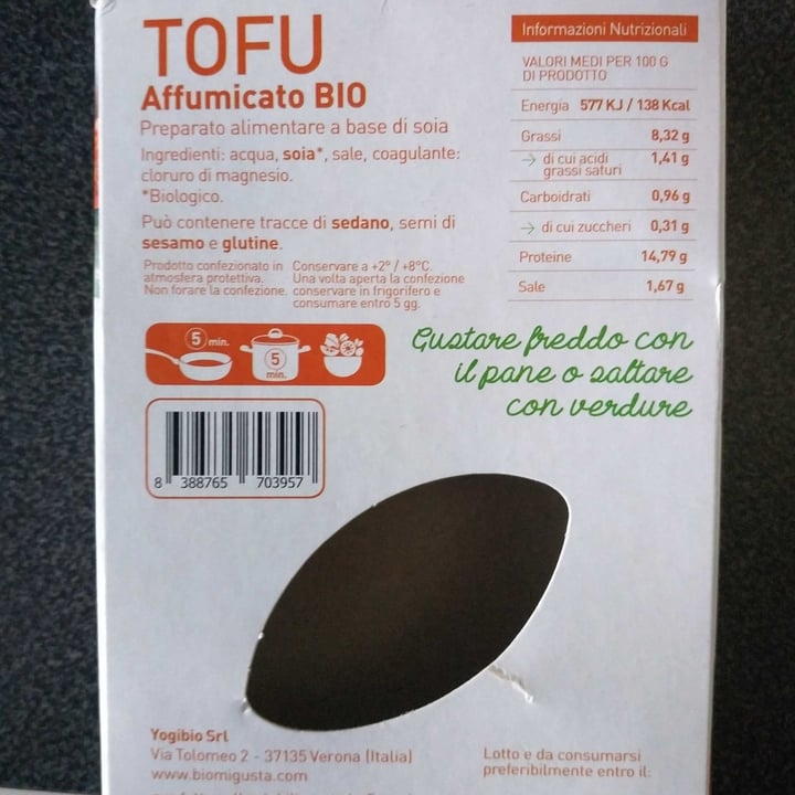 photo of Biomigusta Tofu affumicato bio shared by @save on  16 Apr 2022 - review