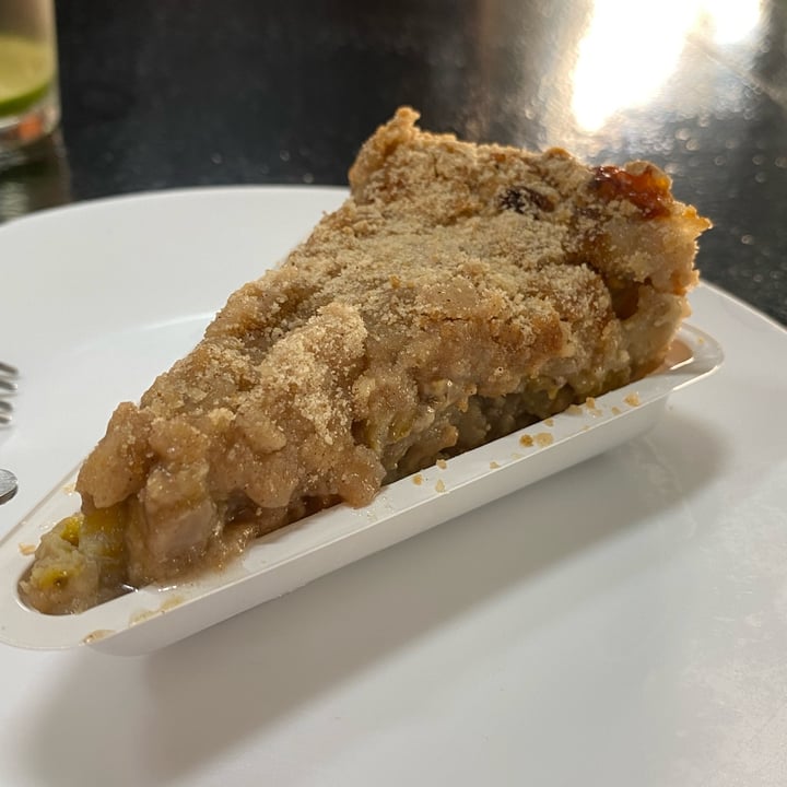 photo of Restaurante Vegano Vaca Verde Torta de Banana Caramelizada shared by @fe1979 on  14 May 2022 - review