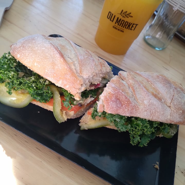 review photo of Oli Market sándwich con verduras grilladas shared by @vickymarongiu on 04 Sep 2021 - review